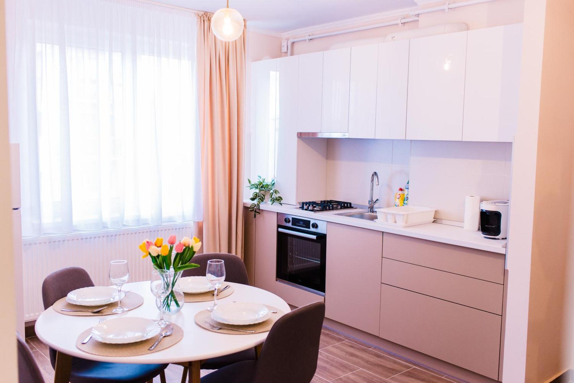 Apartment White *