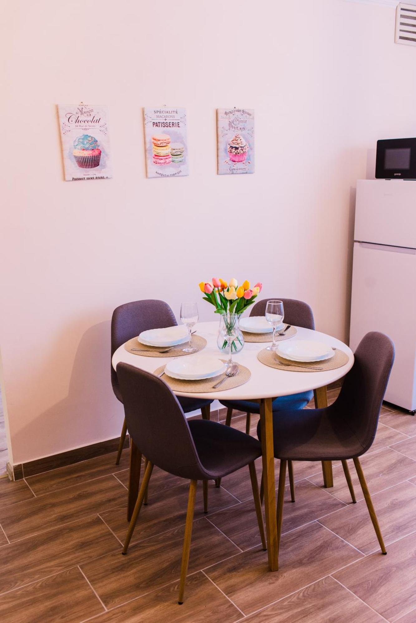 Apartment White Satu Mare